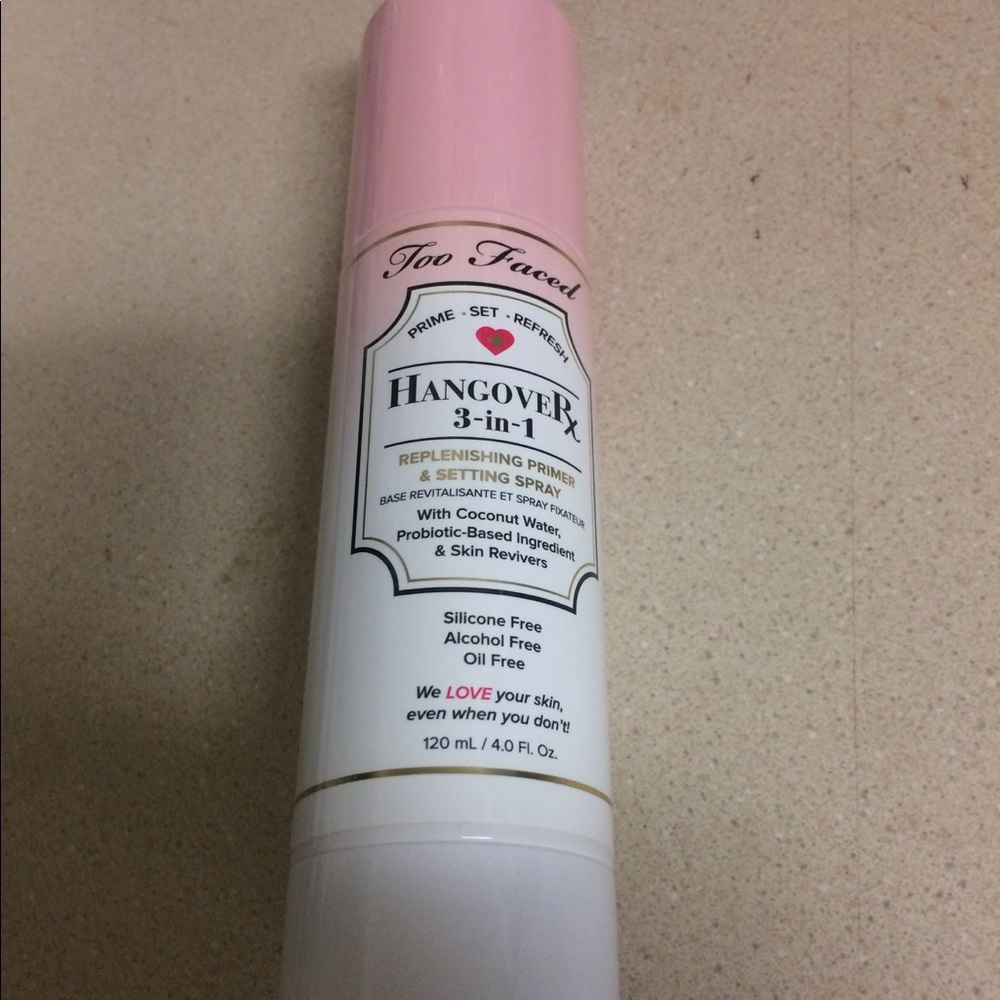 Too Faced Hangover 3 in 1 Setting Spray